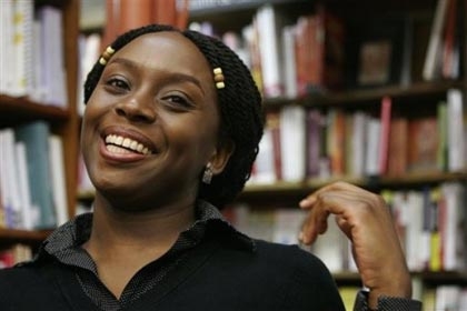 Chimamanda Adichie muốn mình rộng lượng hơn